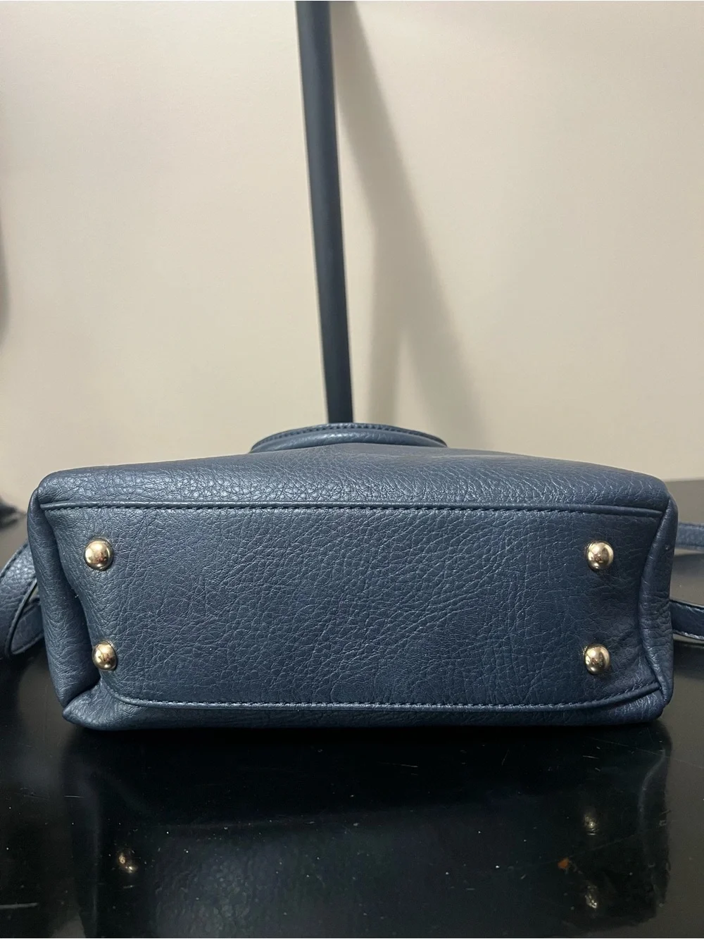 Women’s Navy Crossbody Tote Handbag - Gold Hardware
